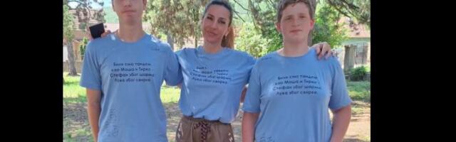 Škola u Jovcu ispratila jedina dva osmaka: Luka i Stefan su mali maturanti, ali su pokazali da selo ima tandem za ponos