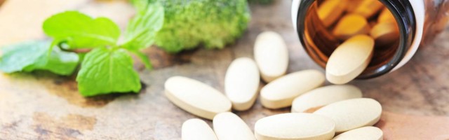 Nova studija pokazala koliko vitamini i suplementi mogu da pomognu da se ne zarazite koronom