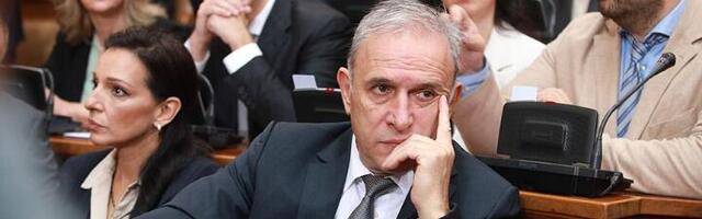 Ponoš: Dimne bombe su samo manifestacija nezadovoljstva