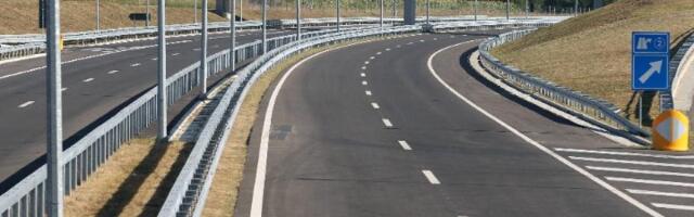 Putevi Srbije upozoravaju: Na auto putu oko Lajkovca ima dima zbog zapaljenog rastinja