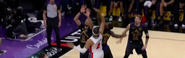 Pistonsi srušili Lejkerse i "pokvarili" Lebronu rođendan