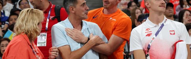 Prvi izgrlio Dragutina Topića kad je Angelina uzela bronzu, proslavljeni srpski atletičar dobio sjajnu nagradu