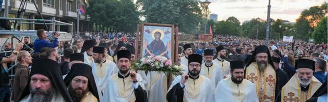 Наставак праксе титоистичких симетрија