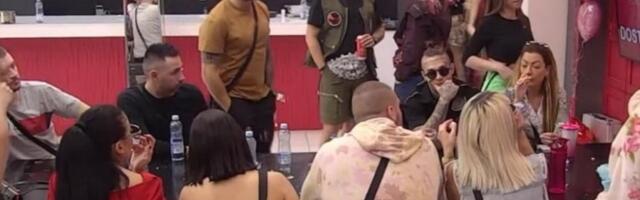 PRODUKCIJA MENJA TOK RIJALITIJA VAŽNOM ODLUKOM: Sledeće nedelje se vraćaju STARI ZADRUGARI na imanje, otkriven TAJNI PLAN Velikog šefa! (FOTO)