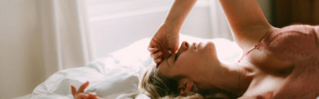 AKO STE NERVOZNI PRED SPAVANJE URADITE SAMO OVO: Spavaćete kao BEBA - tajna je u SITNICAMA!