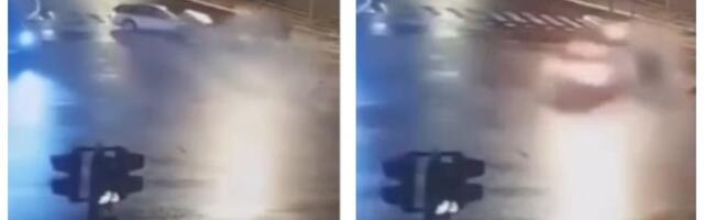 POJAVIO SE SNIMAK: Pijani vozač proleteo kroz crveno i ubio porodicu (UZNEMIRUJUĆI VIDEO)