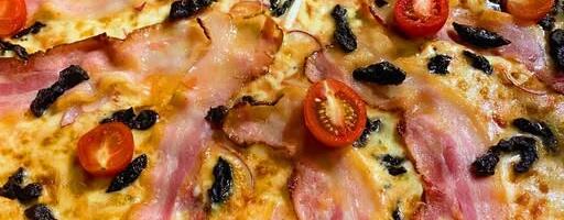 Ukus Italije u udobnosti doma: Pizza Pruna sa nesvakidašnjim dodatkom