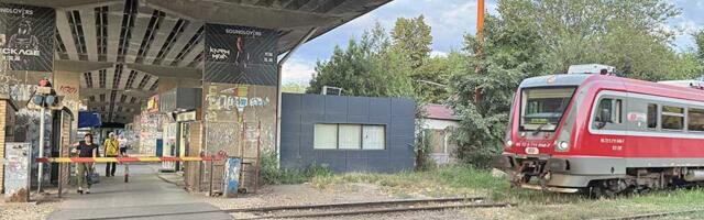 Putnici ostali i bez voza i bez autobusa: Opet krivi „tehnički razlozi“