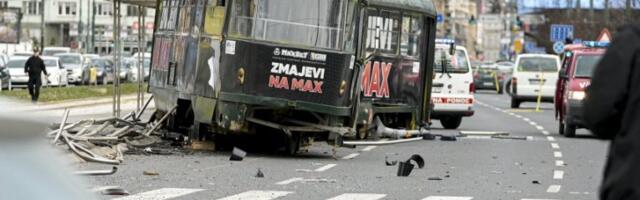 NOVI, ŠESTI PROTEST U SARAJEVU: Studenti i srednjoškolci ponovo na ulicama traže odgovornost za tramvajsku nesreću