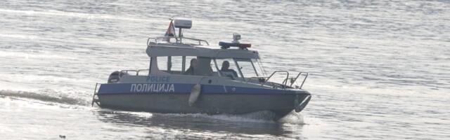 "Izvukao ih je na obalu, ali nije im bilo spasa": Meštani opisali kako je došlo do tragedije - Stalać zavijen u crno