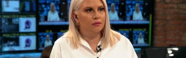 ZBOG OVOG ODGOVORA DEA JE DOBILA GROMOGLASAN APLAUZ! OVE voditeljkine reči nateraće vam SUZE NA OČI!