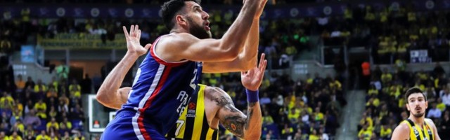 BRUTALNO! NBA Efes je mašina za mlevenje mesa, 111 poena i 40 razlike protiv Fenerbahčea