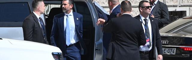 Trampov sin u Banjaluci podržao Orbana, a Francusku i Veliku Britaniju nazvao muslimanskim zemljama