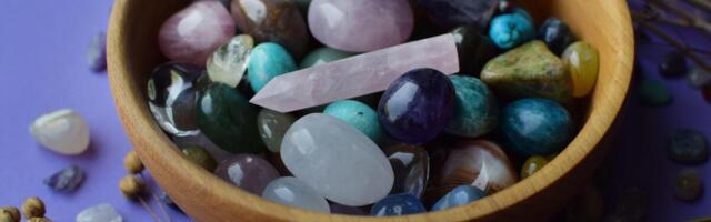 Dnevni horoskop za 24. april 2026: Ovan dobija novu šansu, jednom znaku posao nije urodio plodom, a ovo vas čeka