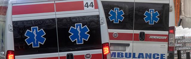 SAOBRAĆAJKA NA MIRIJEVSKOM BULEVARU: Povređenog muškarca hitno prevezli u Urgentni centar