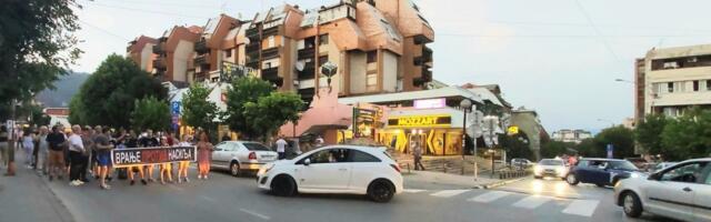 Šesti protest Vranje protiv nasilja u petak kod Robne kuće