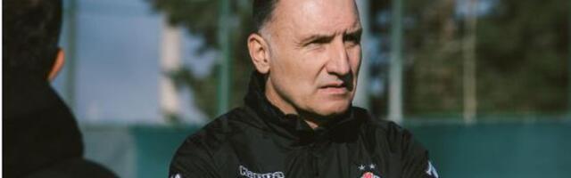 Crno-beli dobili pojačanje u Beleku: Čuveni "bombarder" se vratio u Partizan i odmah stupio na novu dužnost /FOTO/