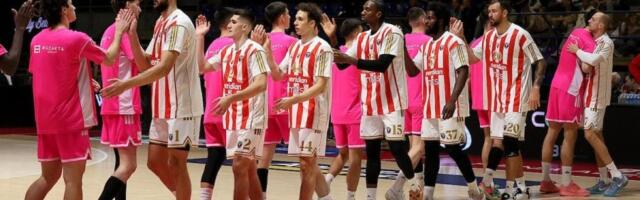 Nvora van protokola, Batler već uz Zvezdu: NBA pojačanje uživo bodri nove saigrače (FOTO)