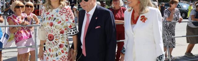 Vlasnik Poršea s 80 ostavio dementrnu suprugu: Sad se oženio "serijskom nevestom prinčeva"