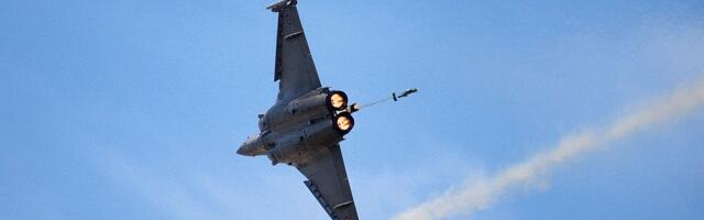 Za "rafale" plaćeno još 200 miliona evra: Vučić, Mali, Gašić prećutali isplatu