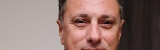 „Da naš kulturni identitet ne bude do kraja pregažen“: Andrija Milošević nakon premijere u Teatru na Brdu