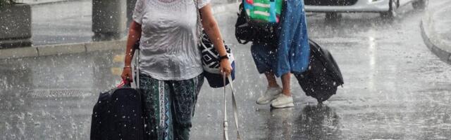 Čim padnu prve kapi, njima kreće zarada: Evo ko u Beogradu najviše profitira od pljuskova