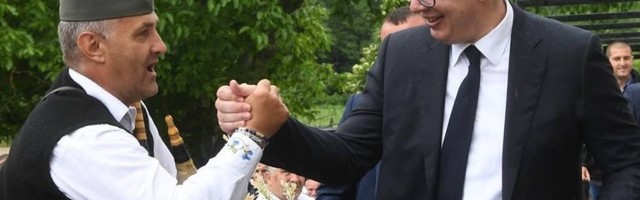 Vučić nakon uručenja ordena u Prohoru: Najbolje kad država i crkva rastu zajedno