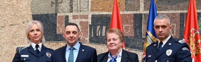 MUP: Priznjanje za radnicu PU Novi Pazar
