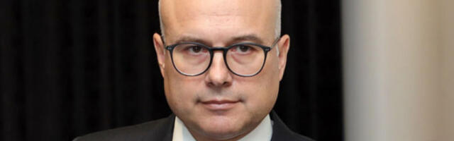 Вучевић: Парадни циркус у Приштини још један шамар међународном праву