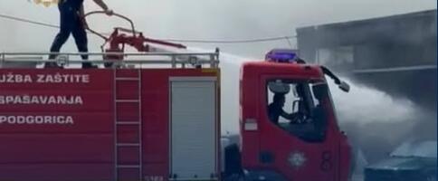 Izbio požar na Dorćolu: Goreo treći sprat zgrade