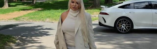 Svi su primetili da JEDAN DETALJ FALI kada je Dara Bubamara stigla na snimanje "Zvezda Granda": Pevačica ostavila bez teksta prisutne