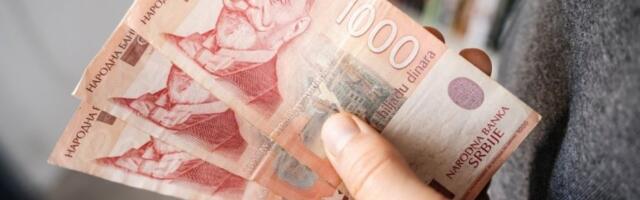 DANAS LEŽE NA RAČUNE 8.100 DINARA: Evo ko ima prava na ovu pomoć