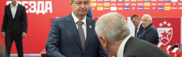 Ivica Dačić došao na Marakanu da se oprosti od Cveleta