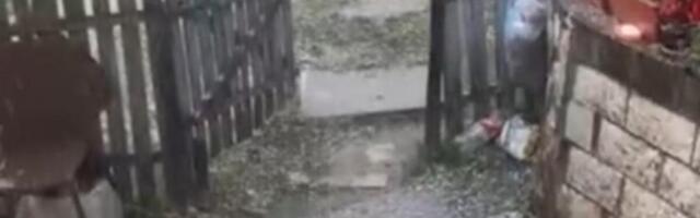 (FOTO/VIDEO) VREMENSKA APOKALIPSA! U ovom gradu su izmerena 52 stepena: A malo severnije GRAD TUČE KAO LUD!