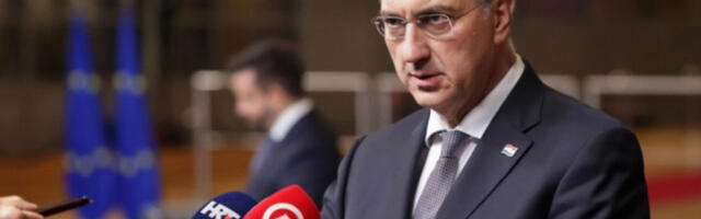 Новинари захтевају деманти и извињење од Пленковића