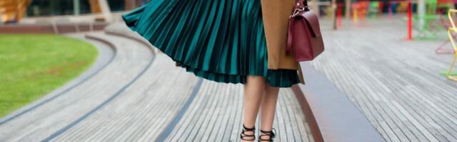 Ovakve suknje nikada ne izlaze iz mode: Večni komad garderobe koji su naše bake nosile