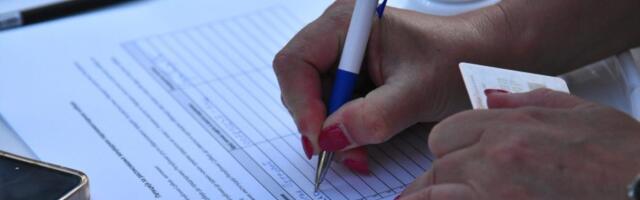 Kreni-promeni predaje peticiju za spomenik stradalim u helikopteru