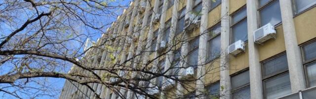 Određen PRITVOR muškarcu osumnjičenom da je tokom potere pucao na policiju u NS