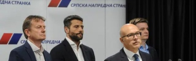 Šta naprednjaci govore o Vučiću u njegovom odsustvu?