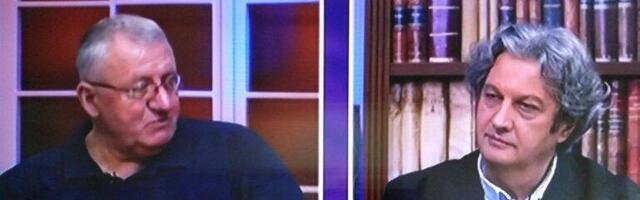 ISPAO SI SMEŠAN! LIČIĆ NA KAPSERA! Lom u studiju TV Hepi, Šešelj i Marić razmenili TEŠKE REČI!