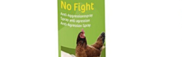 "Prskajte dva puta na dan, dok se mir u svinjcu ne povrati!" (FOTO)