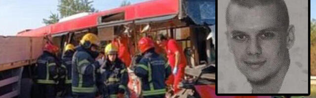 "POSLEDNJI POZDRAV VOLJENOM SINU OD MAJKE I OCA" Ovo je Nikola, druga žrtva autobusa smrti sa Umke! Porodica se oprašta (Foto)