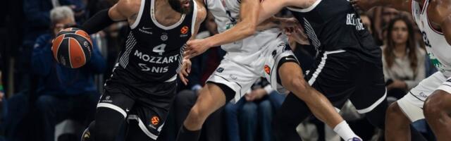 PARTIZAN SE OGLASIO: Blizu 2.000 navijača ostalo ispred Arene zbog falsifikovanih karata!
