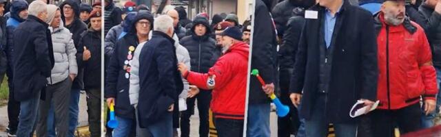 Zastrašujuće: Blokaderi napali Aleksandra Jerkovića i njegovu ćerku (VIDEO)