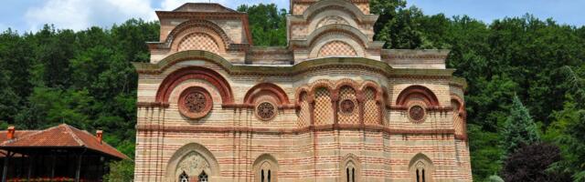 Freske ovog manastira su među najlepšima toga doba: U njemu se čuva i jedna čudotvorna Bogorodičina ikona