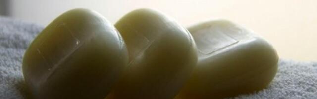 Pre spavanja uvek stavi sapun pored kreveta: Kad čujete razlog, uradićete isto već večeras