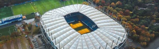 Strašan derbi u luci, Švabe štucaju, Karlsrue hvata dah