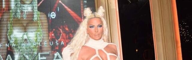 NAKON DUŠKOVIH BATINA PRONAŠLA MIR NA MAJČINOM GROBU: Jelena Karleuša podelila EMOTIVNU sliku! (FOTO)