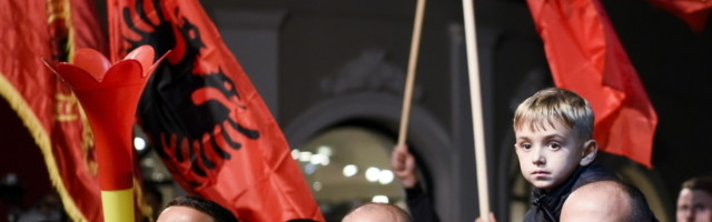 Albanski Islamski Emirat je bio na strani Srba!