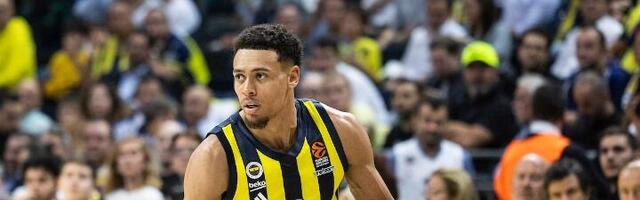 Pariz bio na pragu čuda, Fener slavio posle drame